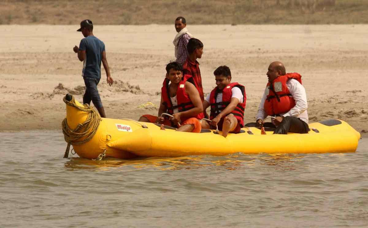 Adventure games and water sports start in varanasi