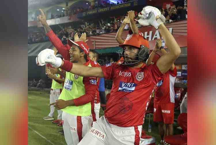 chandigarh, yuvraj singh dance on chris gayle sixeers, kings xi punjab, preity zinta