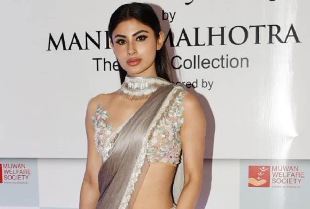 mouni roy kiss to sanjeeda shaikh video goes viral