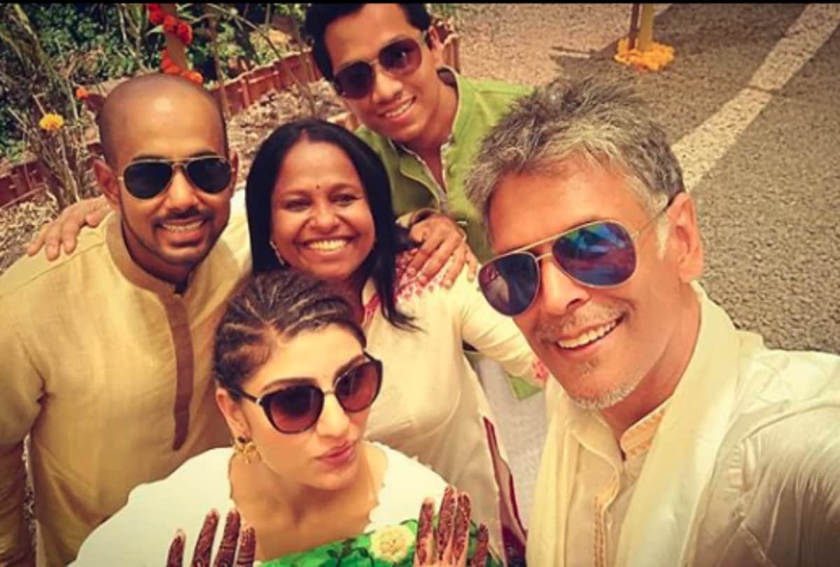 Milind Soman and Ankita Konwar dance video Ishq Sufiana moment 