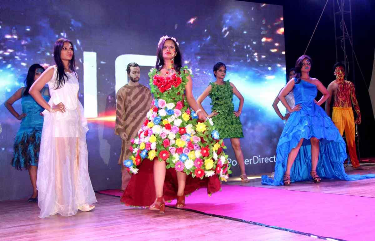 Fasion show and dance programme organised in BHU