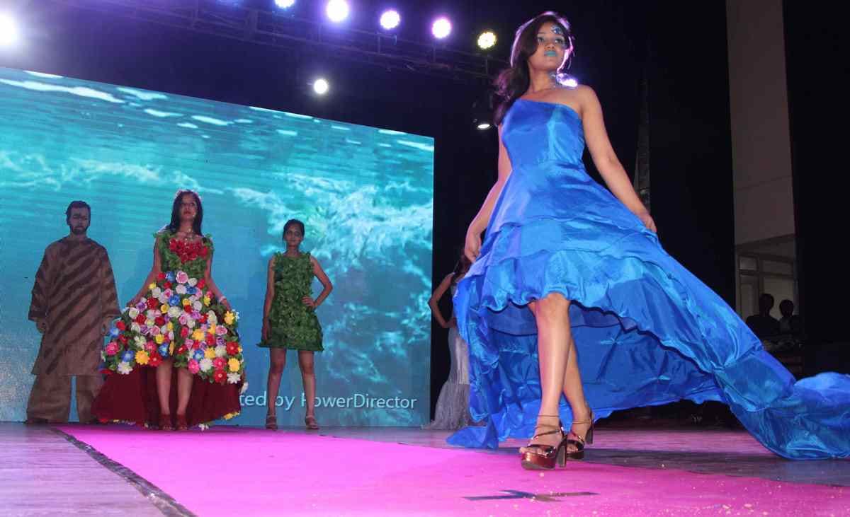 Fasion show and dance programme organised in BHU