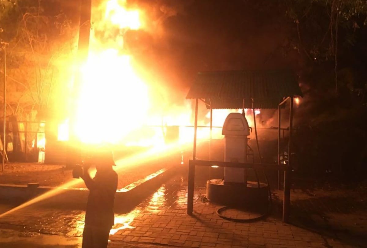 loss of 50 lakh rupees due to fire