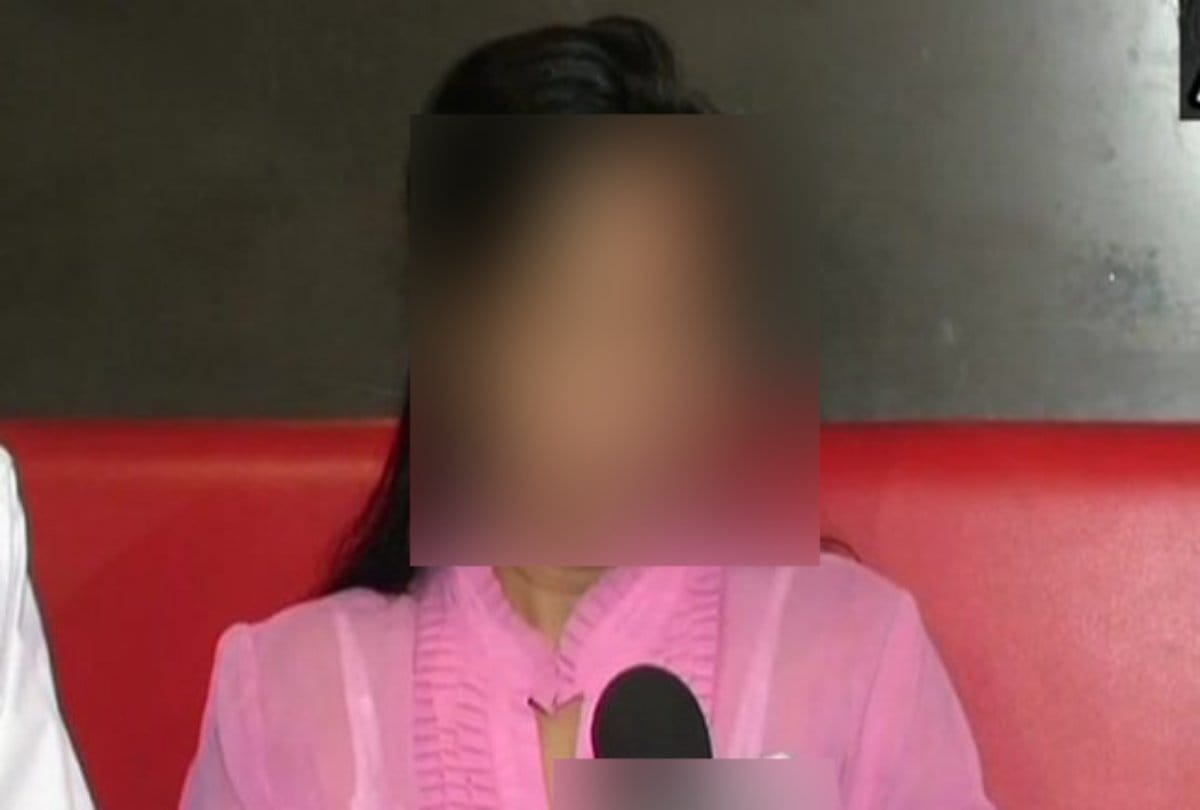 Lady sub inspector suspended for demands pizza to launch an FIR