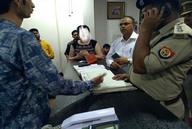 Raid a hotel in Meerut, Police surprised by seeing foreign women