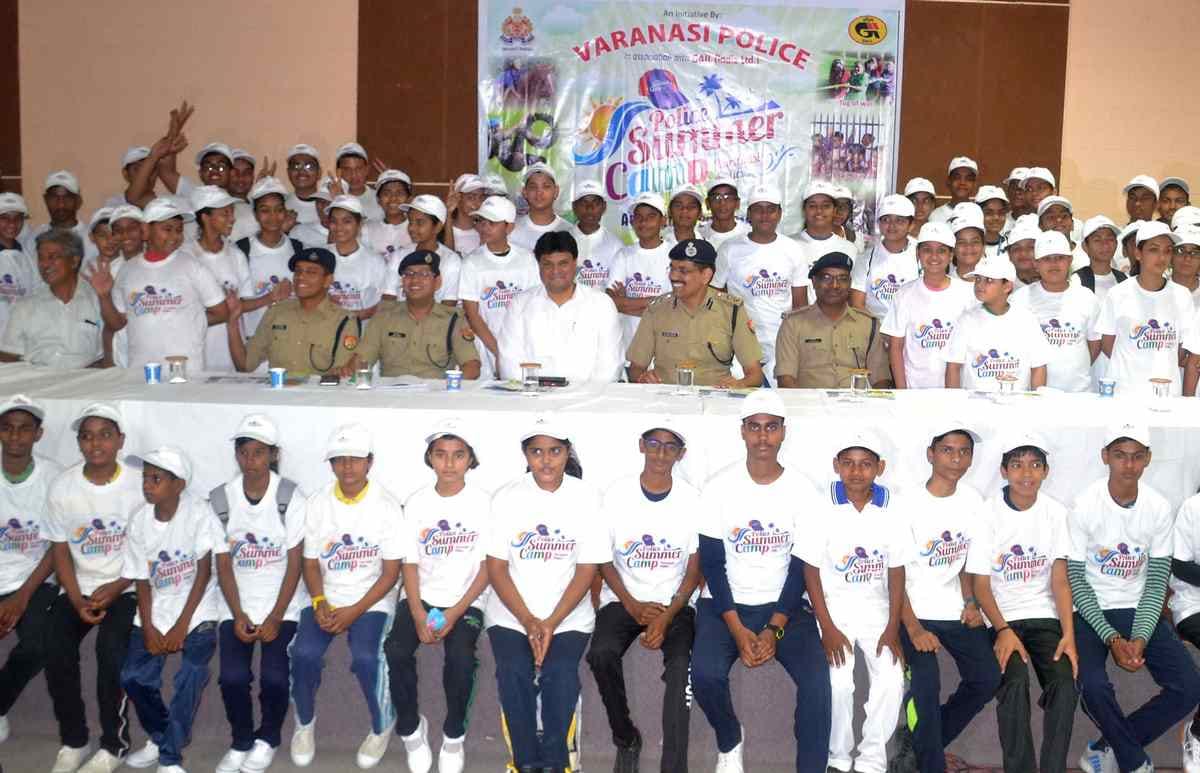Police and public distance will end through children