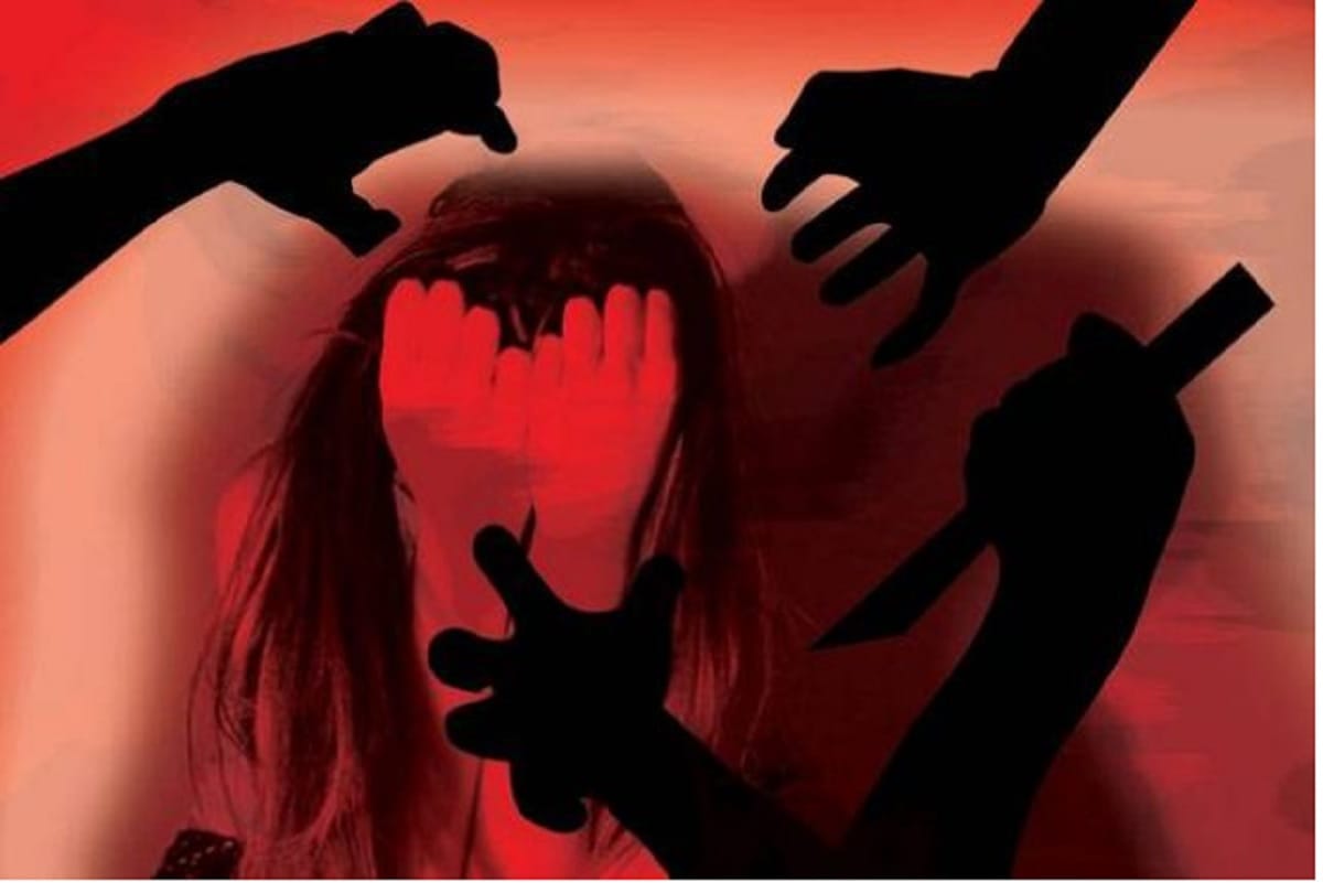 three men gang raped a girl, one was a constable in ghaizabad