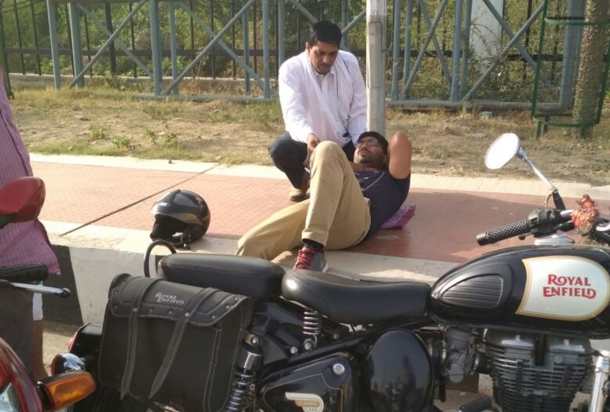 biker neck cut by Chinese manjha