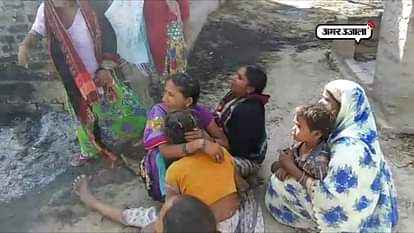12 HOUSES GUTTED DOWN IN BASTI OF UTTAR PRADESH