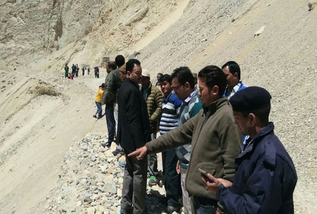 bad road conditions took four lives in kinnaur