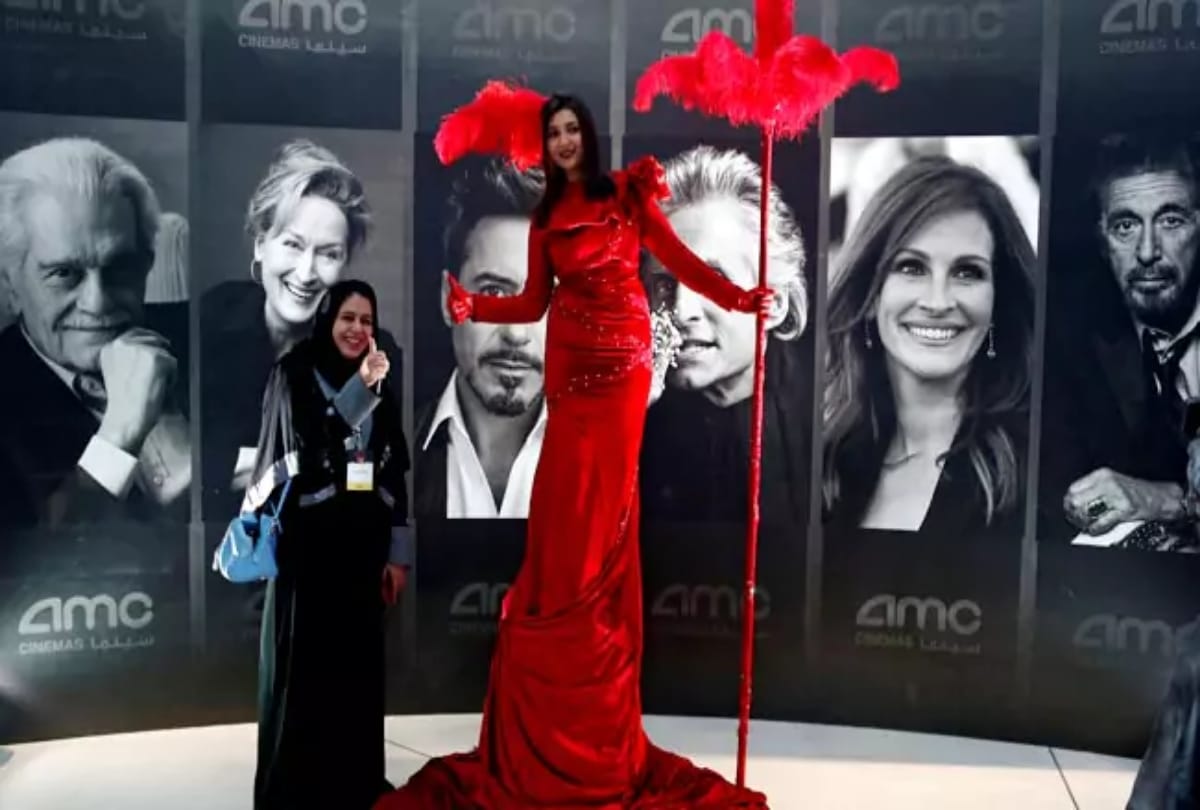 After 35 years Saudi Arabia ends its movie theater ban