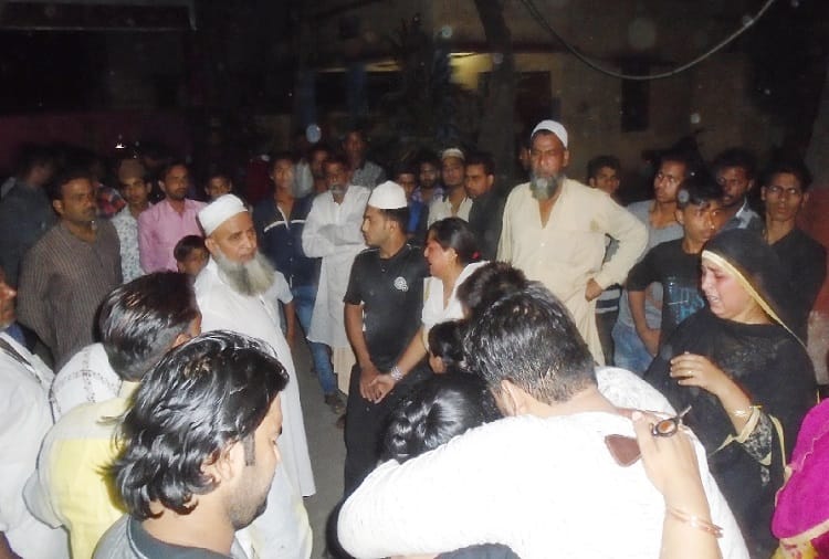 Dairy owner shot killed in Meerut, Policeforce deployed in the area, photos