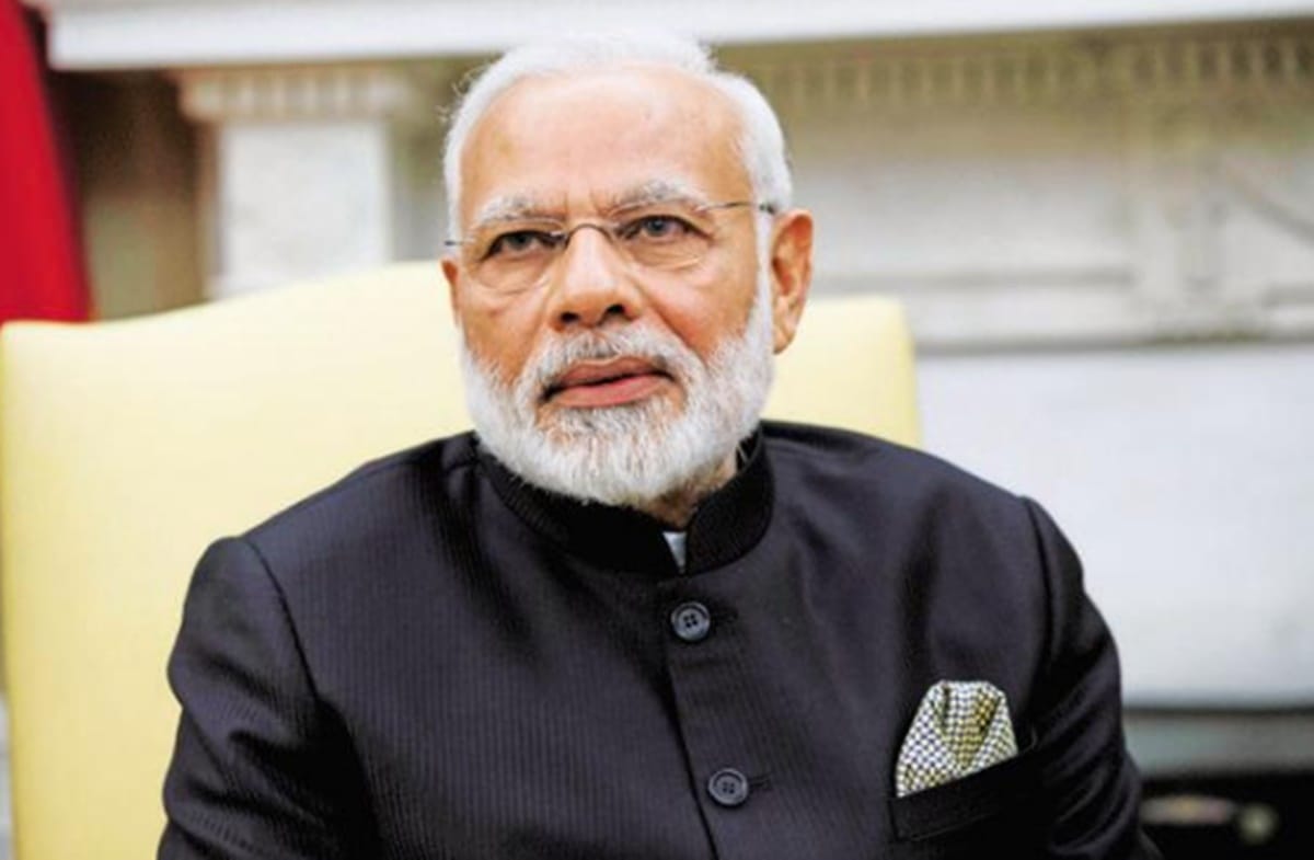 narendra modi have conversation with mp and mlas through namo app