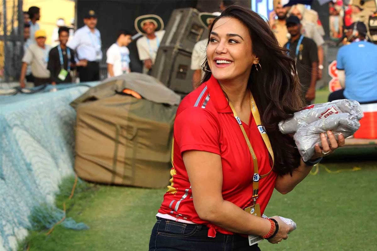 Preity Zinta shared post on instagram and praised kings xi punjab to win over mumbai indians ipl 2021 match
