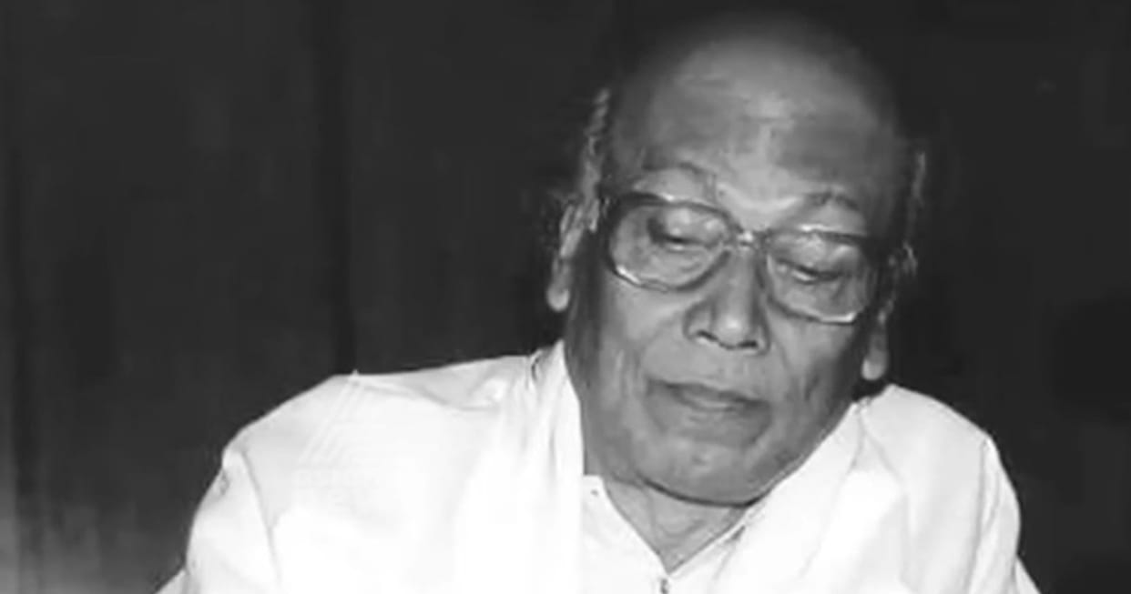 Honored with Akashdeep Bengali poet Shankh Ghosh died Amar Ujala canceled Shabd Samman ceremony