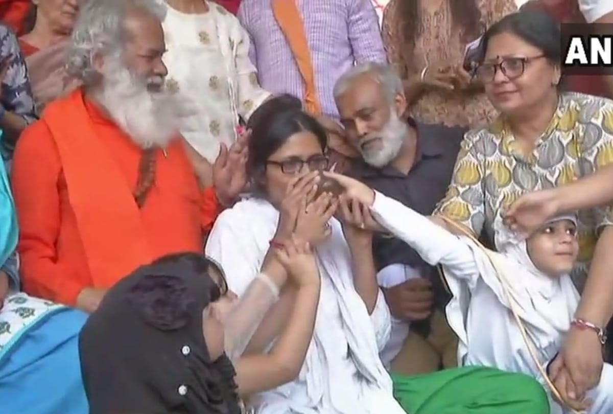 swati maliwal broke hunger strike