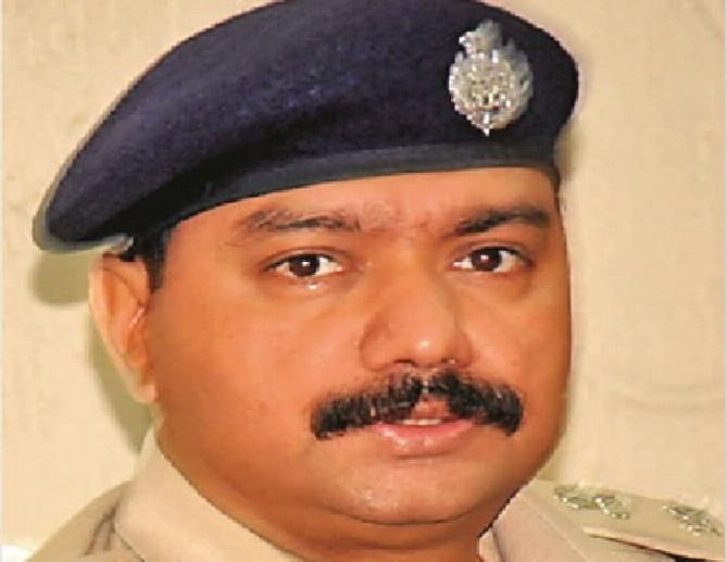 IPS Vivek Kumar to be sued