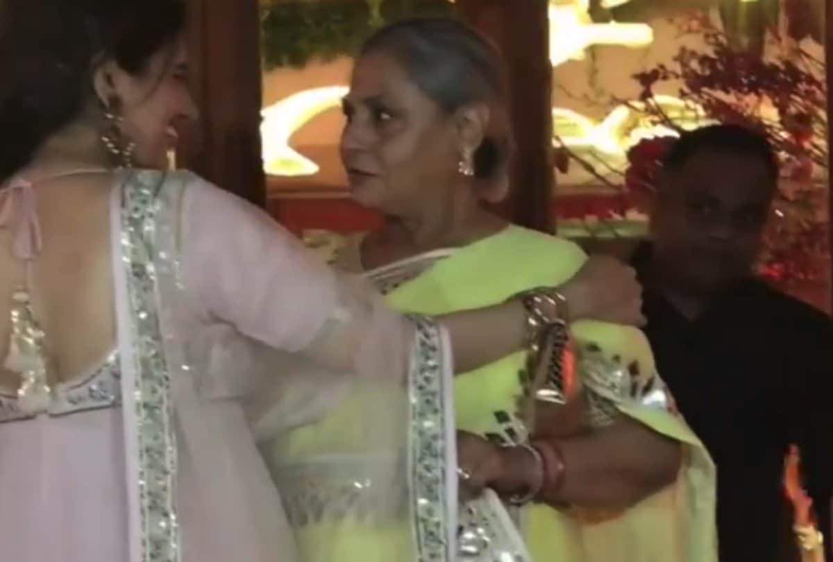 social media users troll to jaya bachchan at sandeep khosla niece wedding party