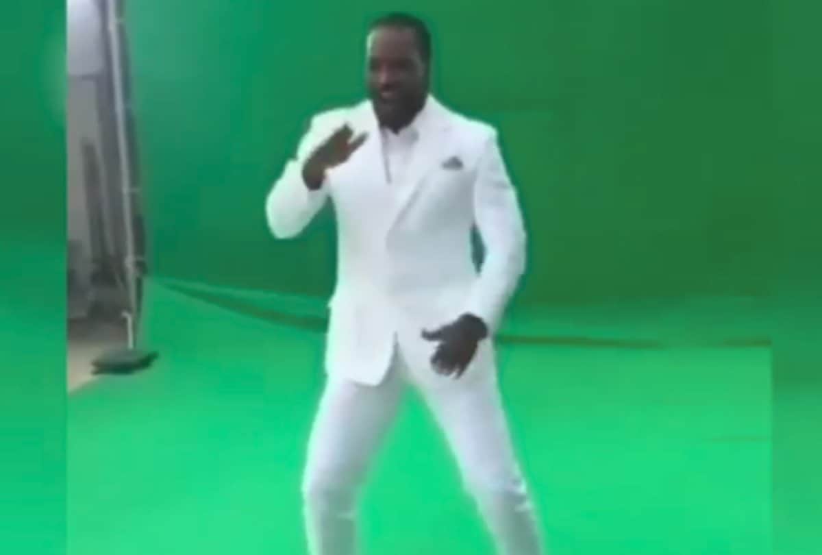 cricketer chris gayle dance on sapna choudhary song