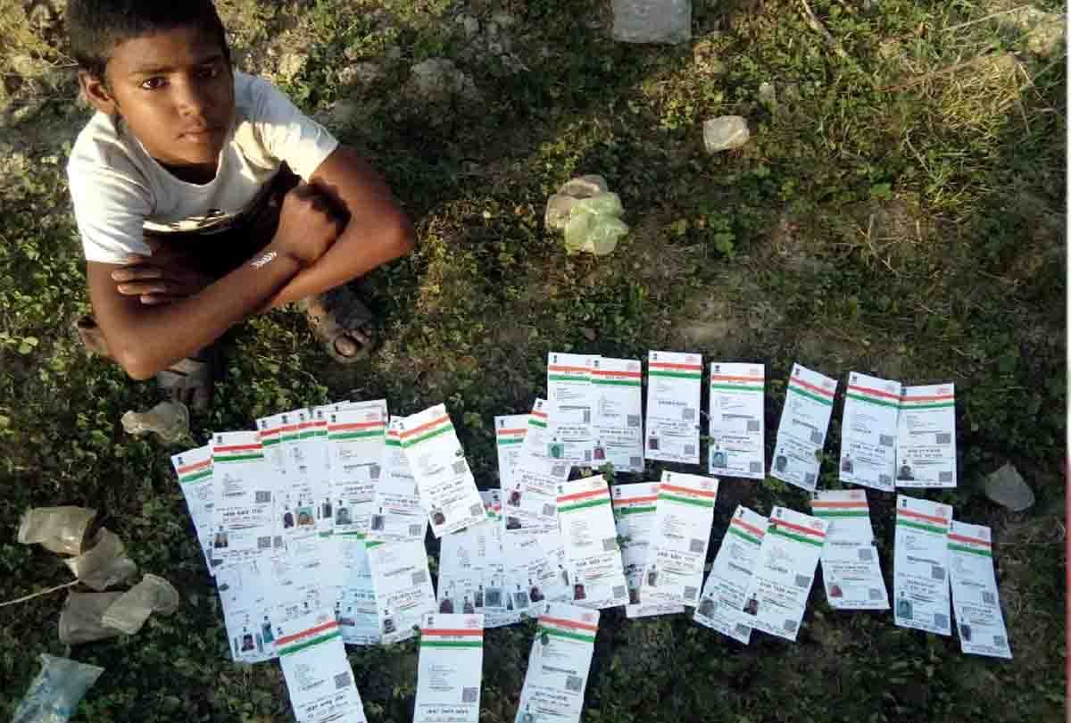 Aadhar card found in trash behind temple in etawah district