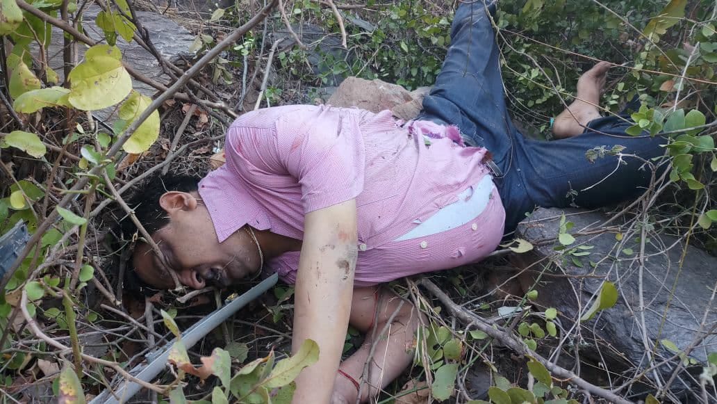 Horrible photos of couple dead body rescue car accident in tehri