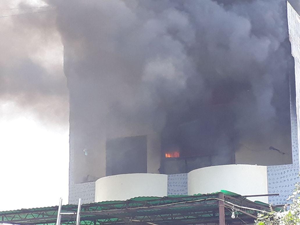 People are in fear after house caught fire see photos