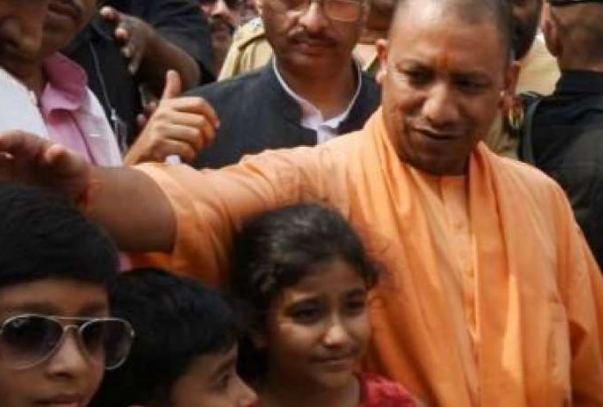 cm yogi will take dinner at dalit dayaram's home in pratapgarh