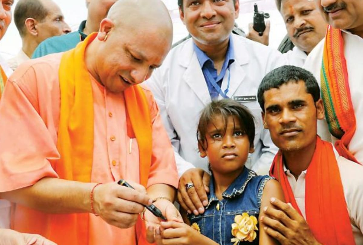 cm yogi will take dinner at dalit dayaram's home in pratapgarh