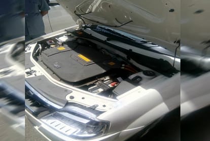 E Car battery discharge during trial in uttarakhand secretariat