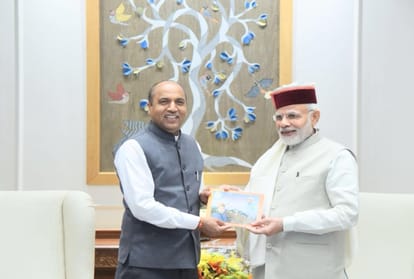 chief minister jairam thakur calls on prime minister narendra modi