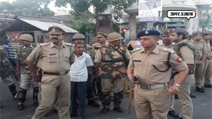 HEAVY POLICE FORCE DEPLOYED OUTSIDE BANGLA NUMBER 210B IN MEERUT