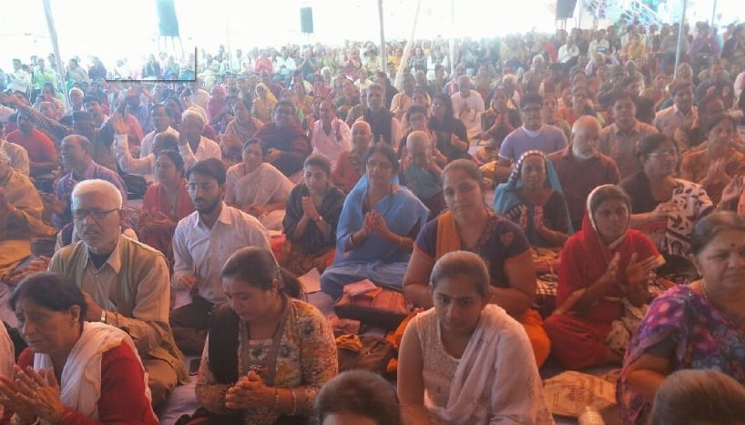 Can not be meditated without worship: Murari