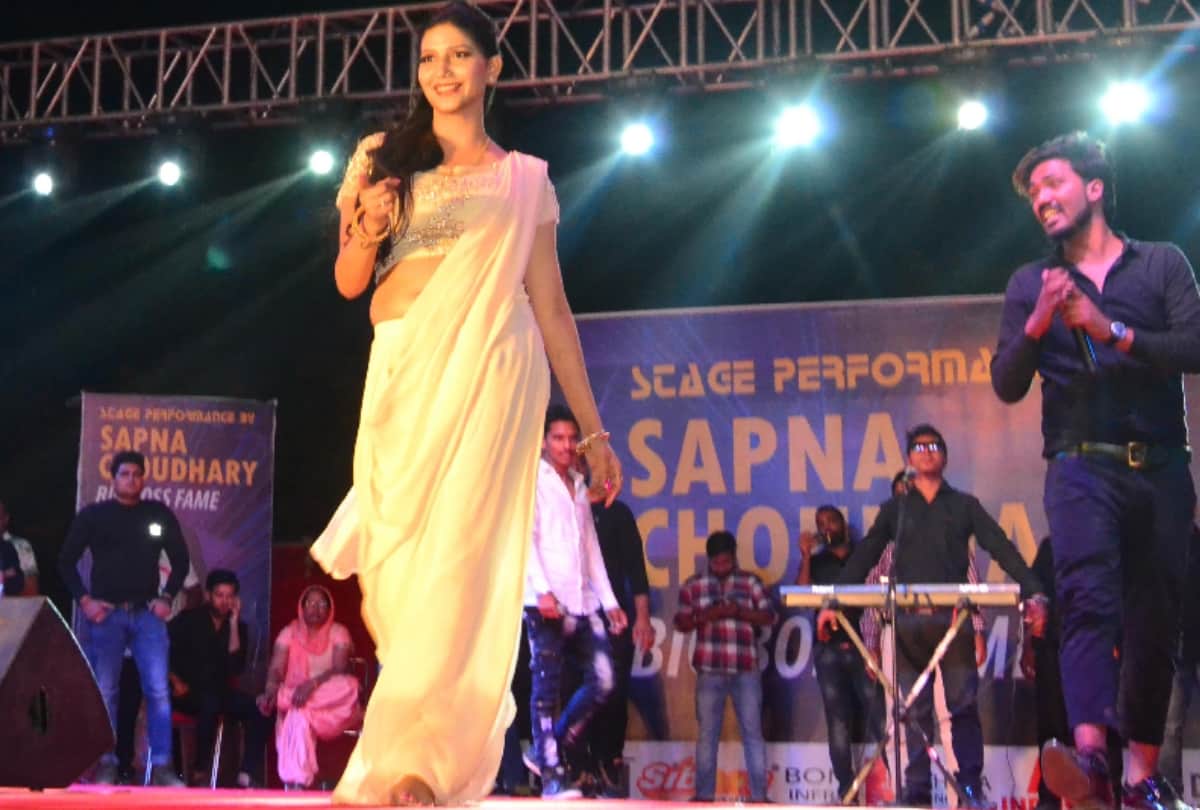 Chandigarh, Sapna Choudhary Dance with Delhi BJP President Manoj Tiwari, Video Viral