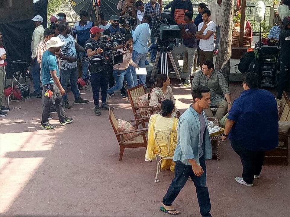 soty 2 shooting tiger shroff get a gift