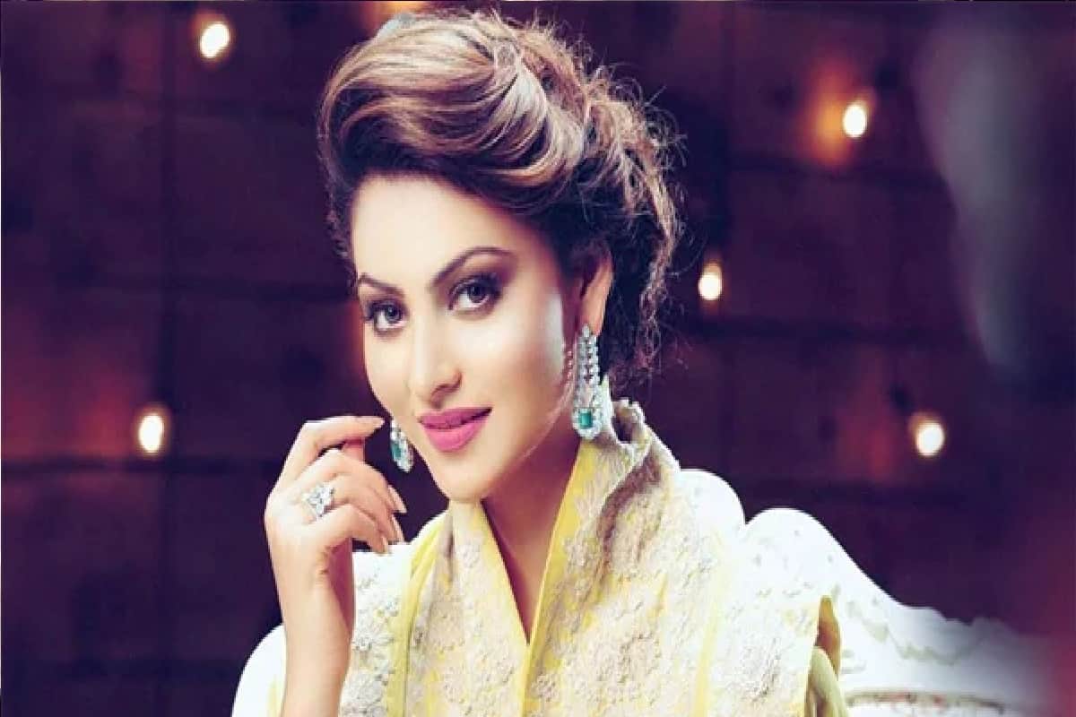 Urvashi Rautela latest post on instagram stops all link up rumours with Hardik Pandya
