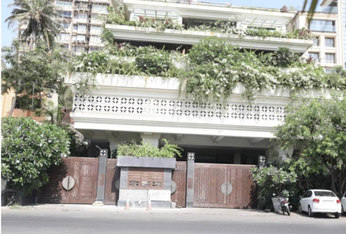 sonam kapoor royal wedding in this lavish bungalow