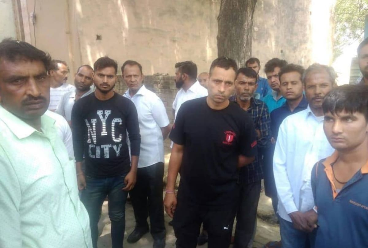 funeral of gangster balraj bhati in bulandshehar