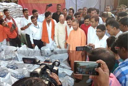 Chief Minister Yogi Adityanath put the night chaupal in Dalit majority villages of Pratapgarh