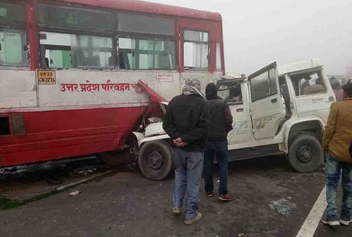 Bolero Car Roadways bus accident in up