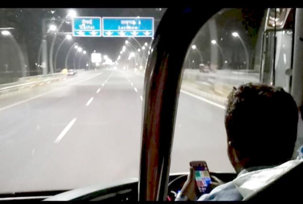 bus driver suspended for playing ludo during driving