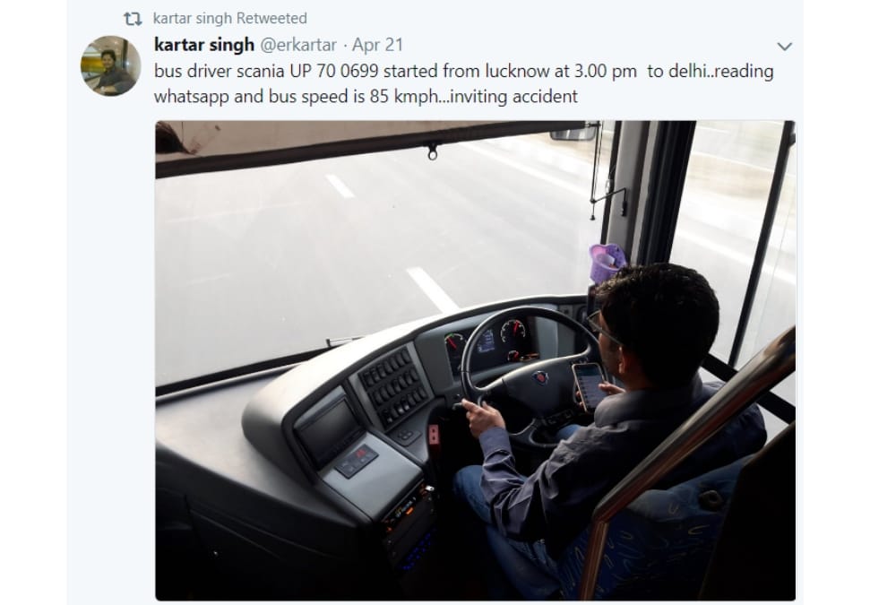 driver was playing ludo during driving a bus on agra lucknow express way.