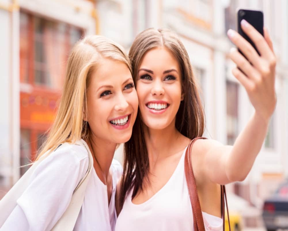 Know how Selfie craze making you sick
