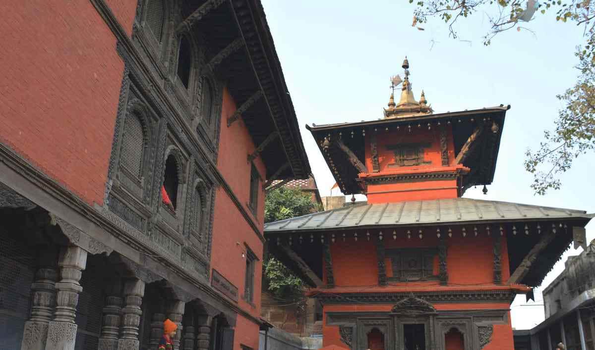 vacancies for priest in shri Pashupatinath Mandir of UK know ore details