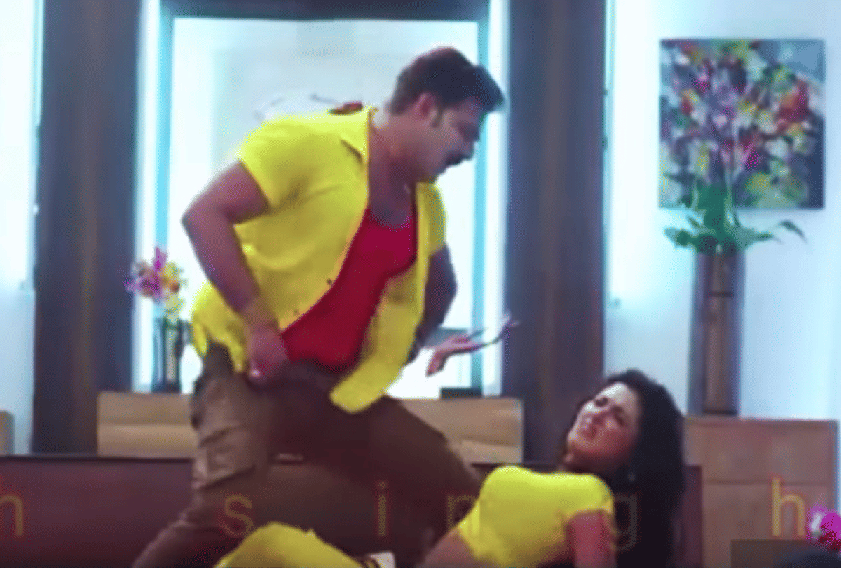 bhojpuri actor Pawan Singh new song Palangiya A Piya Sone Na Diya has been viral on social media