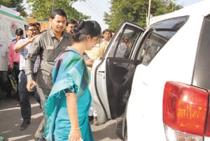 Incharge minister Swati Singh was given a shock by the soldier, survivor