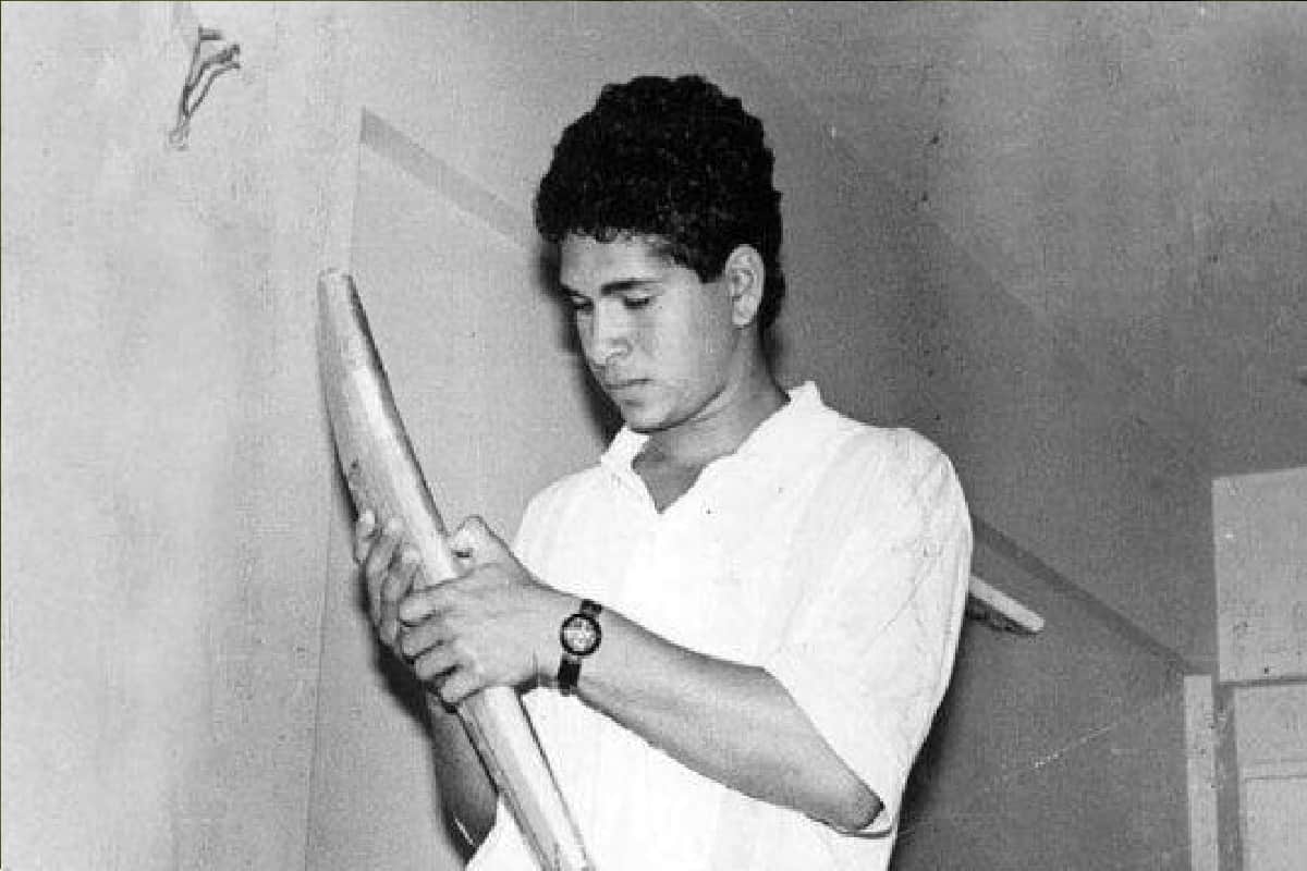 sachin tendulkar and waqar younis test debuts on 15 november 1989