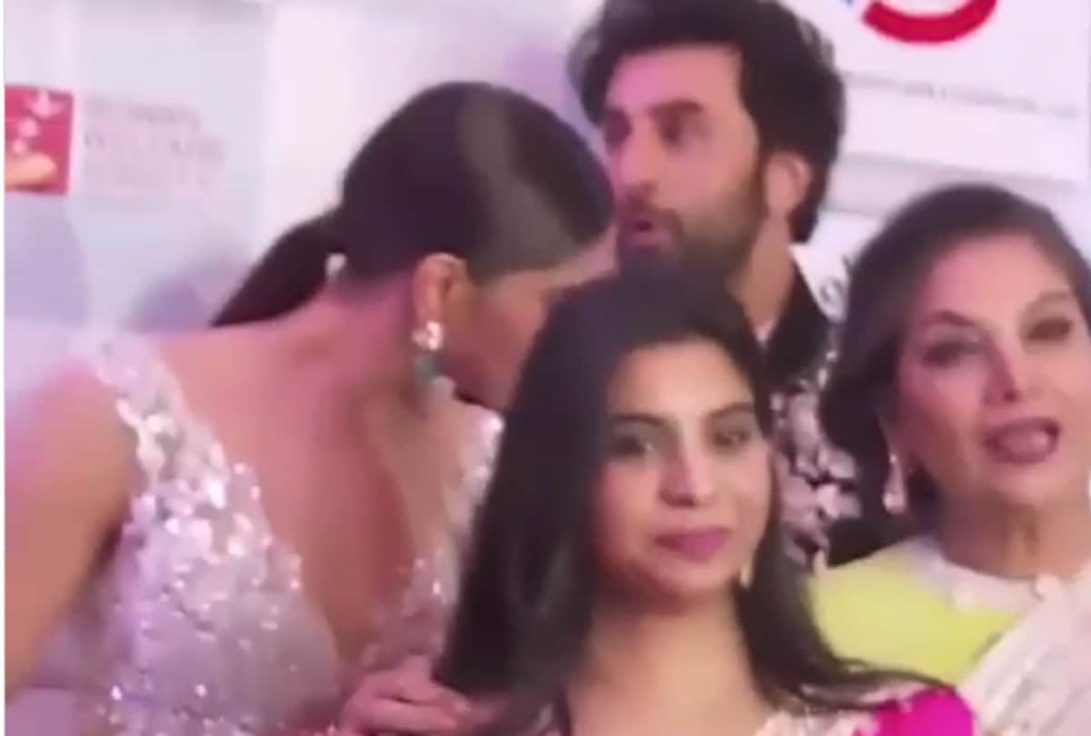 deepika padukone and ranbir kapoor candid conversation video viral