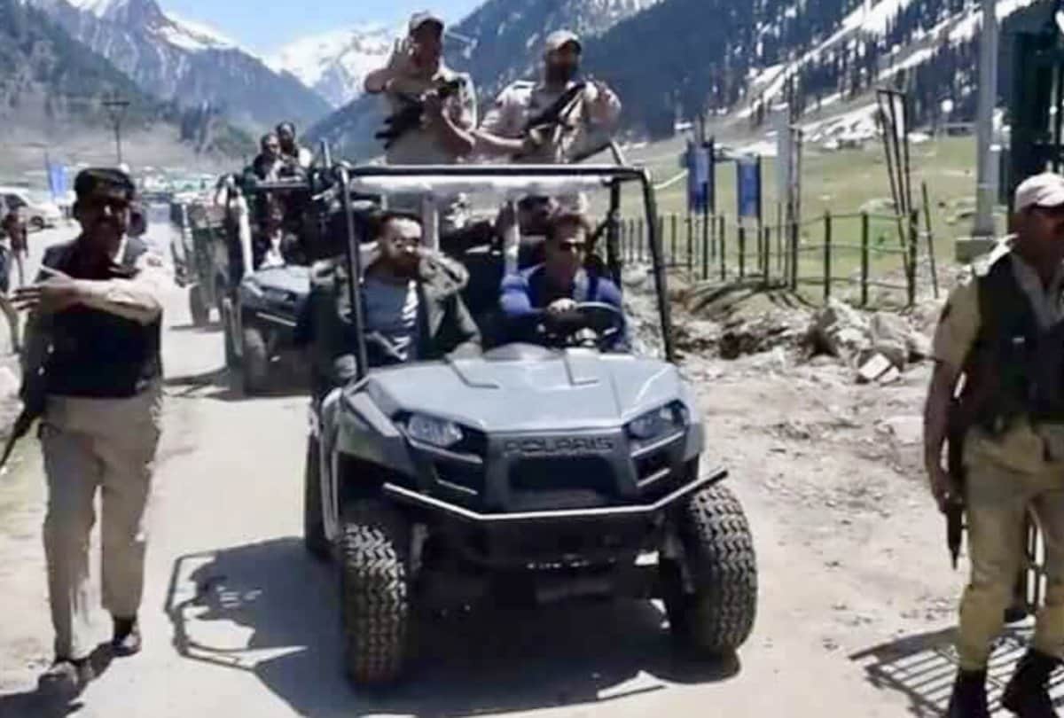 salman khan met jammu kashmir cm mehbooba mufti photo viral