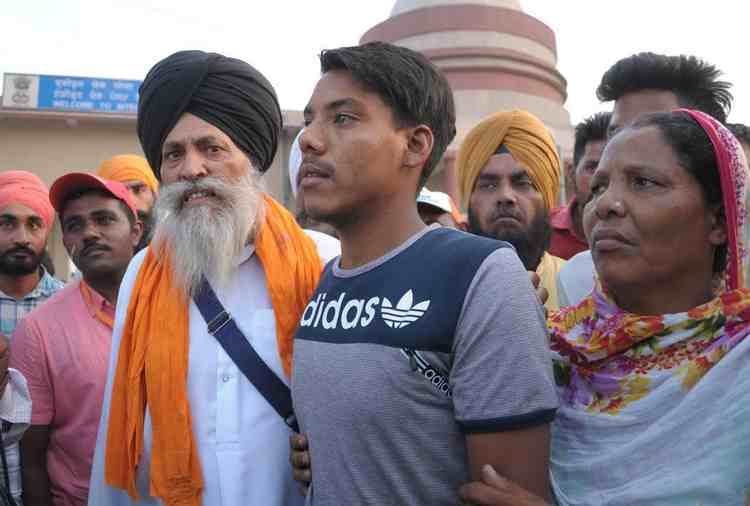 pakistan deported missing indian boy amarjeet singh to india
