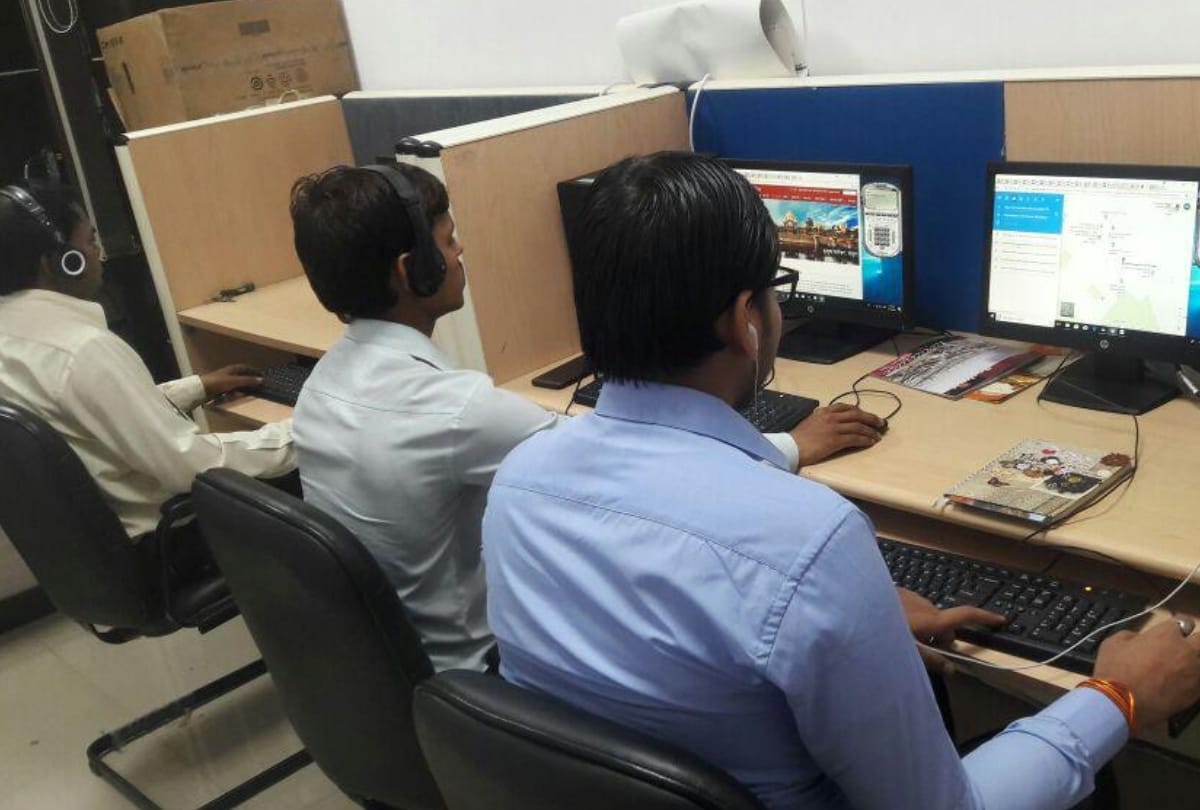 facility of helpline number will be available for tourists in up